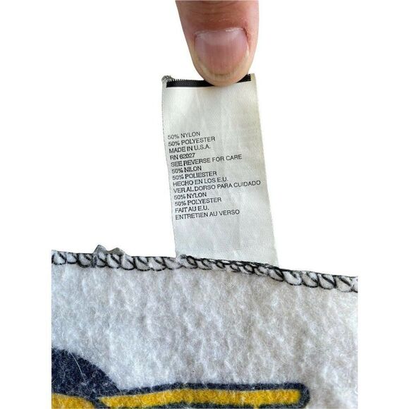 Vintage Michigan Wolverines Football Big 10 Wool Throw Blanket Fabric Approx 6x4 - Picture 3 of 4